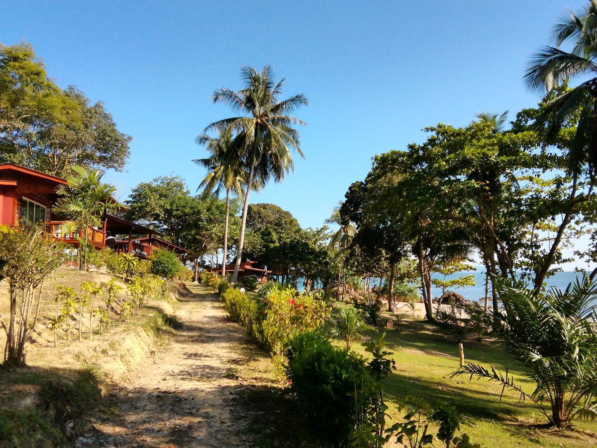 Kohjum Freedom Resort Koh Jum Exterior foto